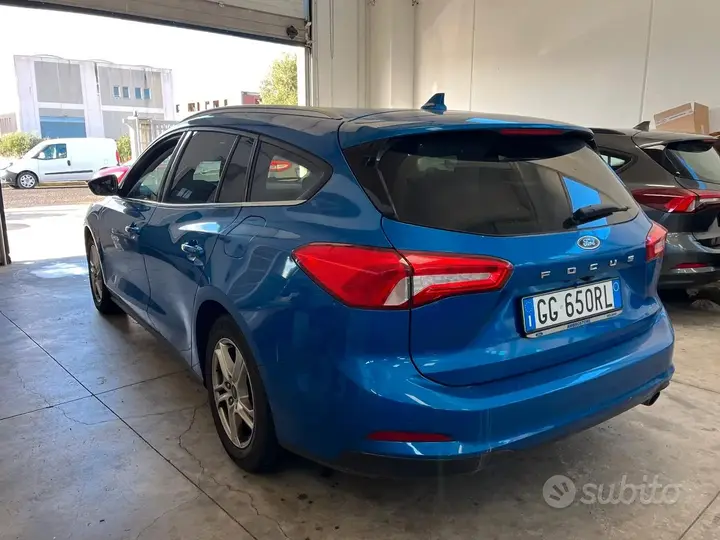 Ford Focus 2021 photo 3