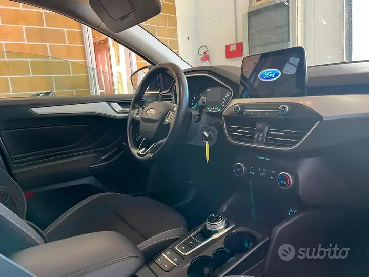 Ford Focus 2021 photo 5