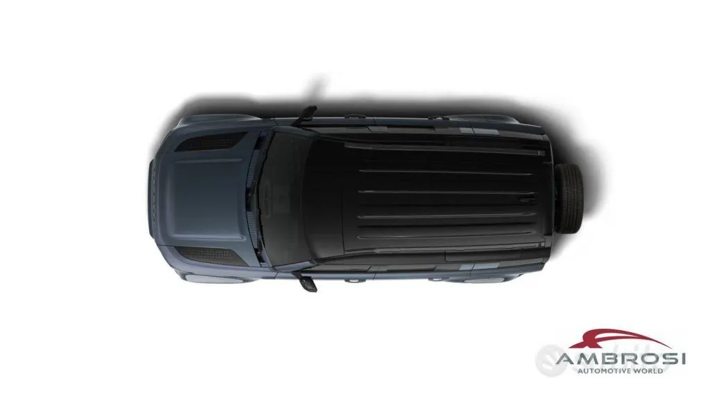 Land Rover Defender 2026 photo 4