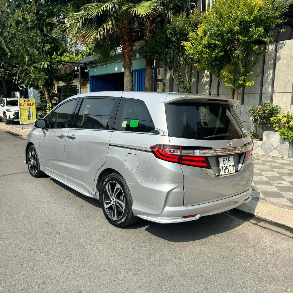 Honda Odyssey 2016 photo 4