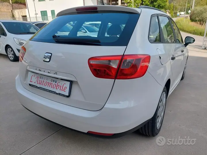 Seat Ibiza 2011 photo 4