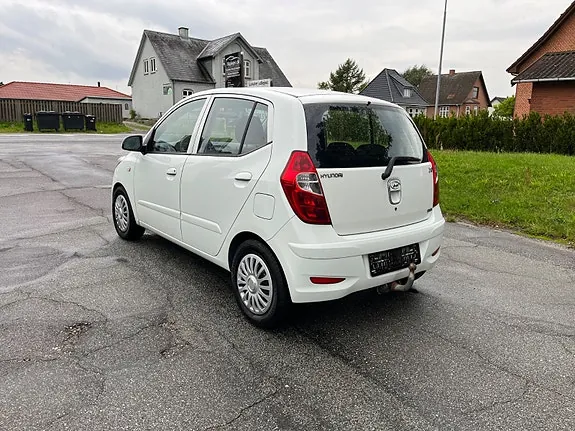 Hyundai I10 2013 photo 5