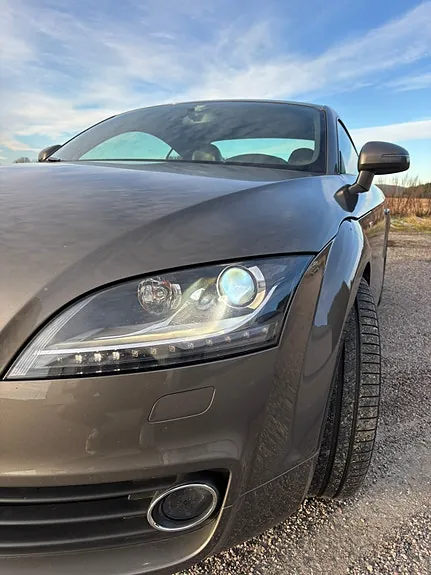 Audi Tt 2011 photo 5