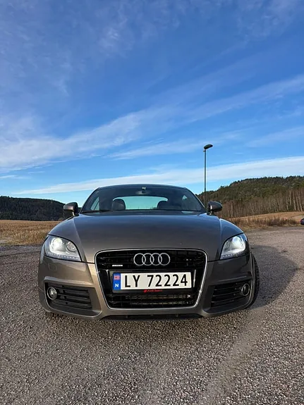 Audi Tt 2011 photo 3