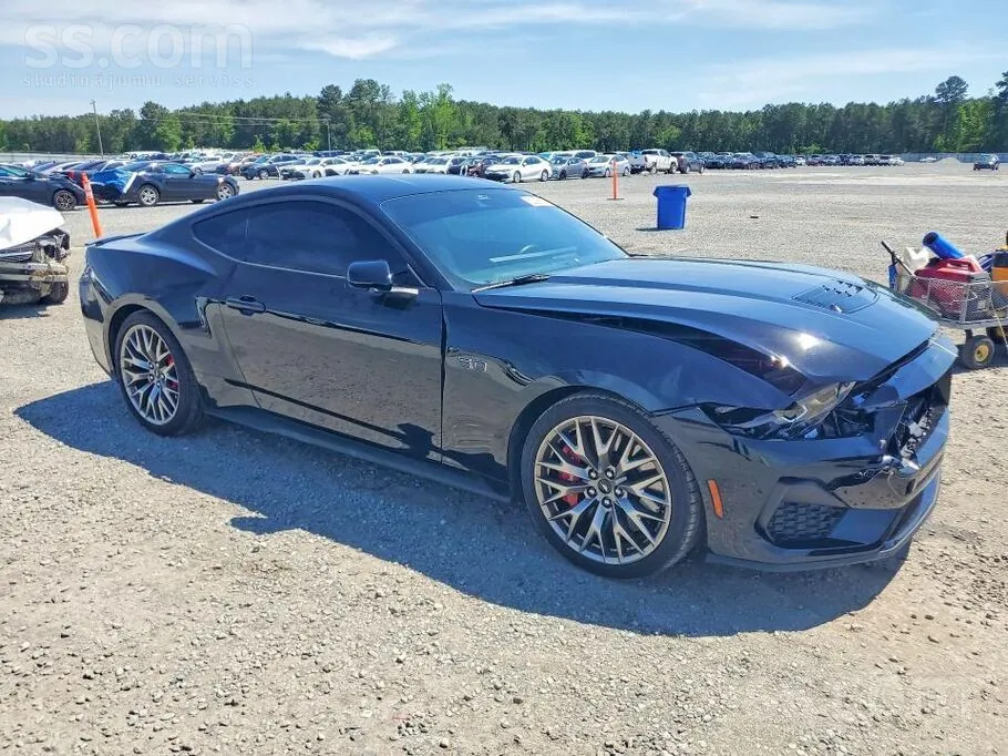 Ford Mustang 2024 photo 4