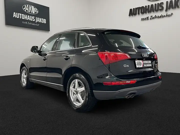 Audi Q5 2012 photo 3