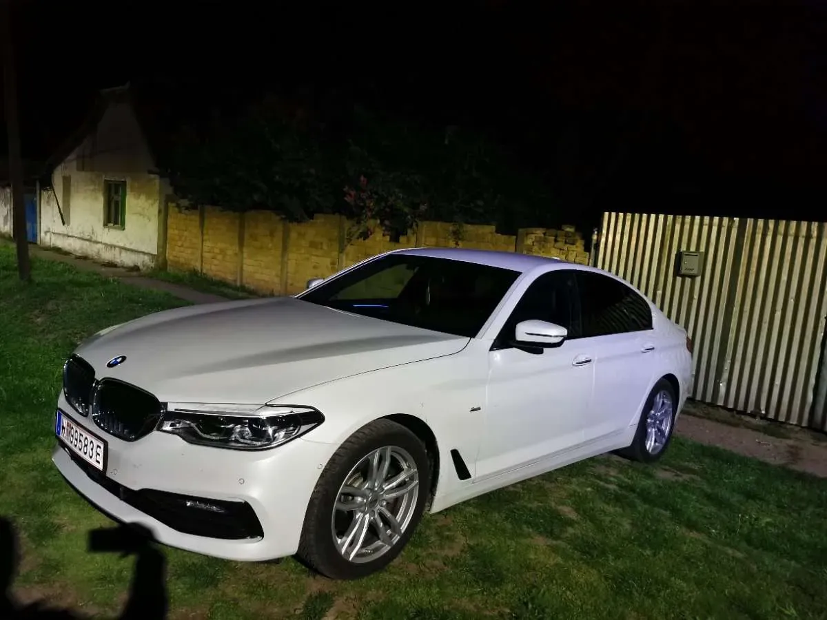 BMW 5 Series 2017 photo 3