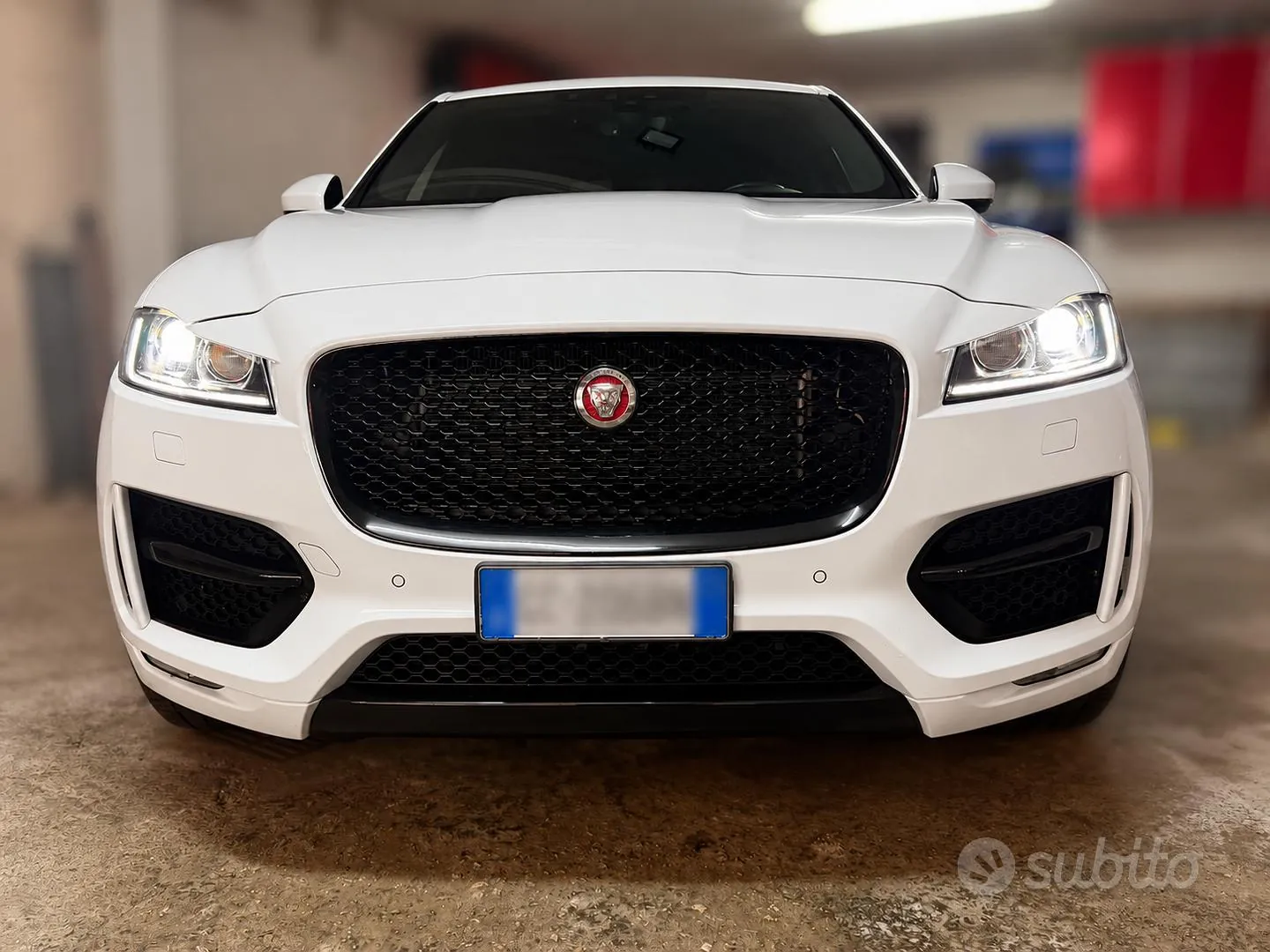Jaguar F-Pace 2020 photo 2