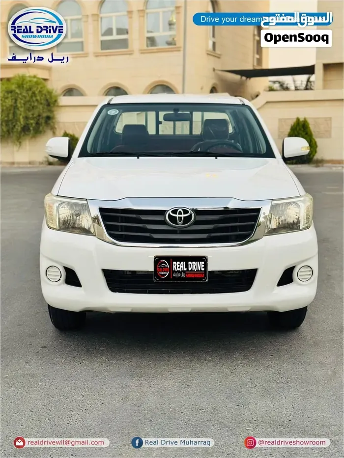 Toyota Hilux 2012 photo 2