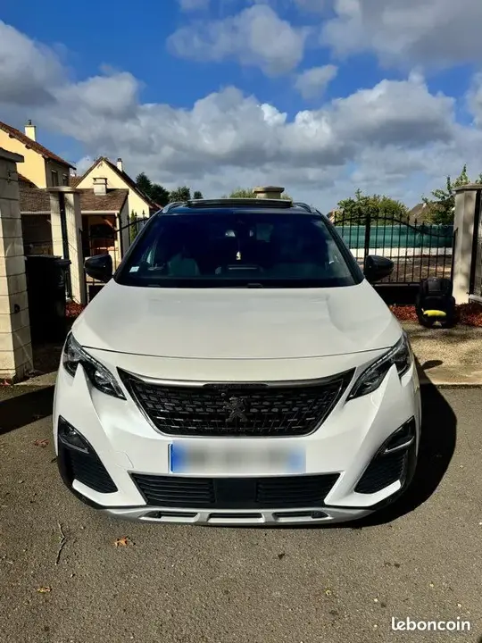 Peugeot 5008
