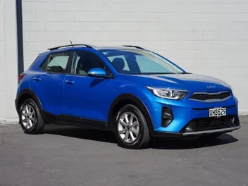 Kia Stonic 2023 photo 2