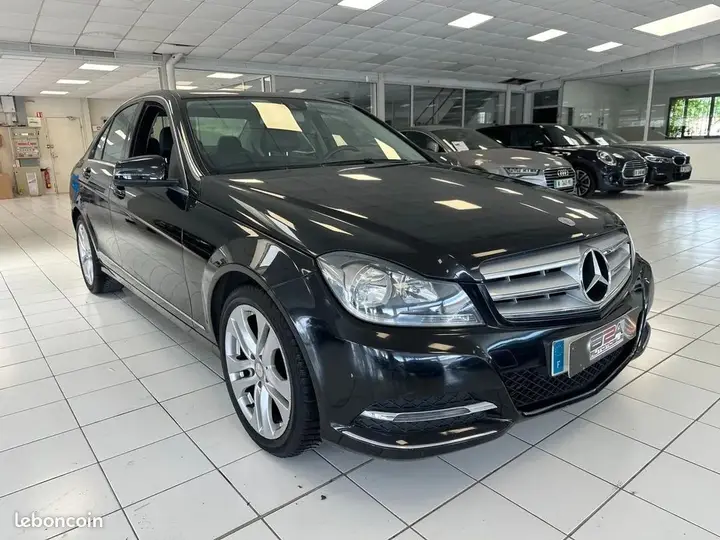 Mercedes-Benz C-Class 2012 photo 3