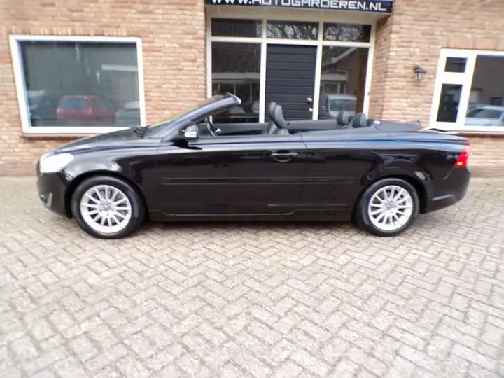 Volvo C70 2011 photo 2