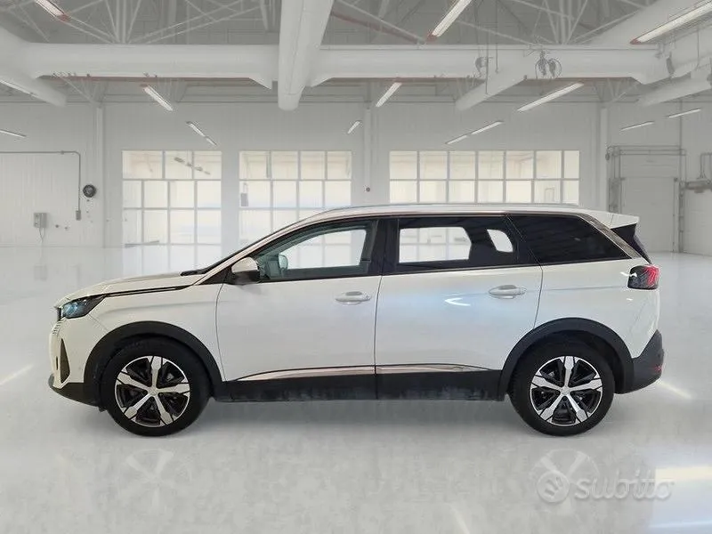 Peugeot 5008 2021 photo 5