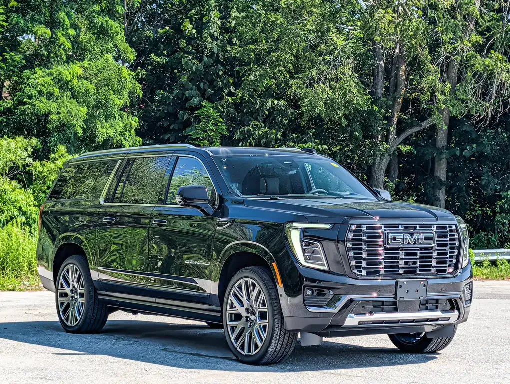 GMC Yukon 2026 photo 3
