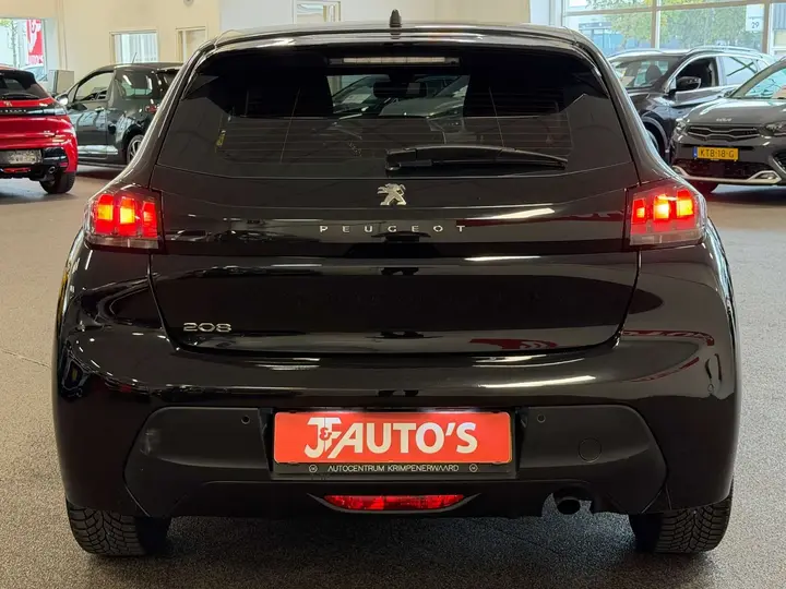 Peugeot 208 2021 photo 4