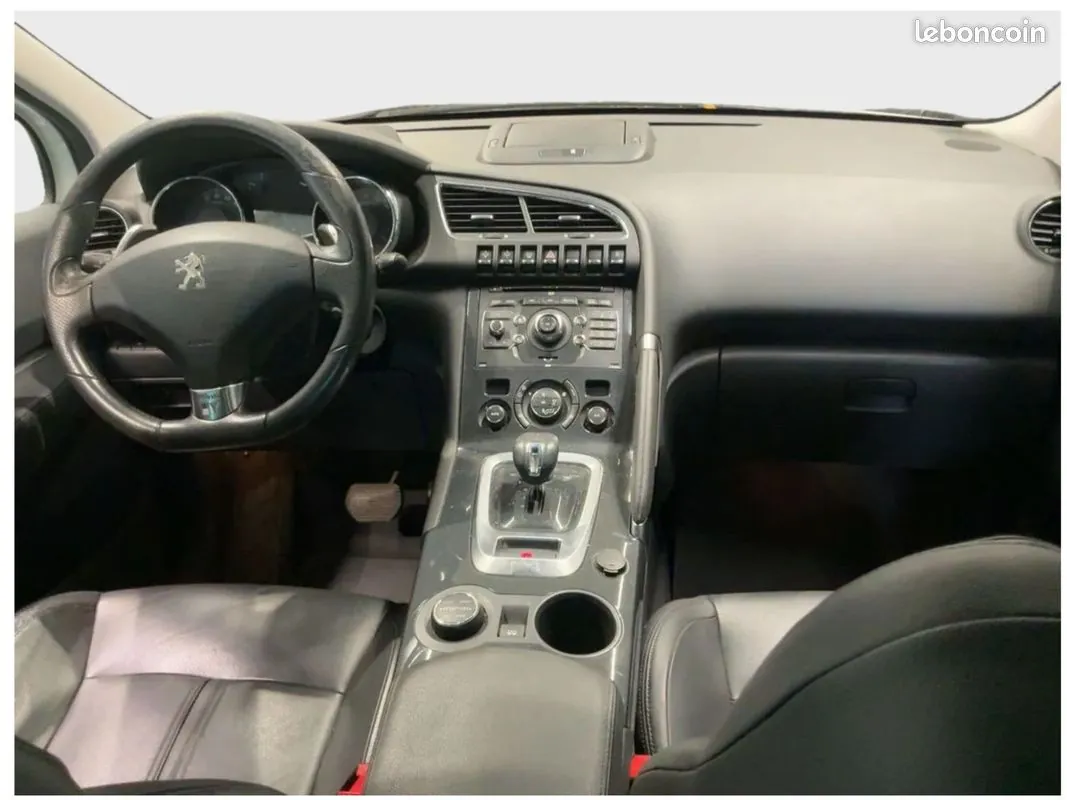 Peugeot 3008 2011 photo 2