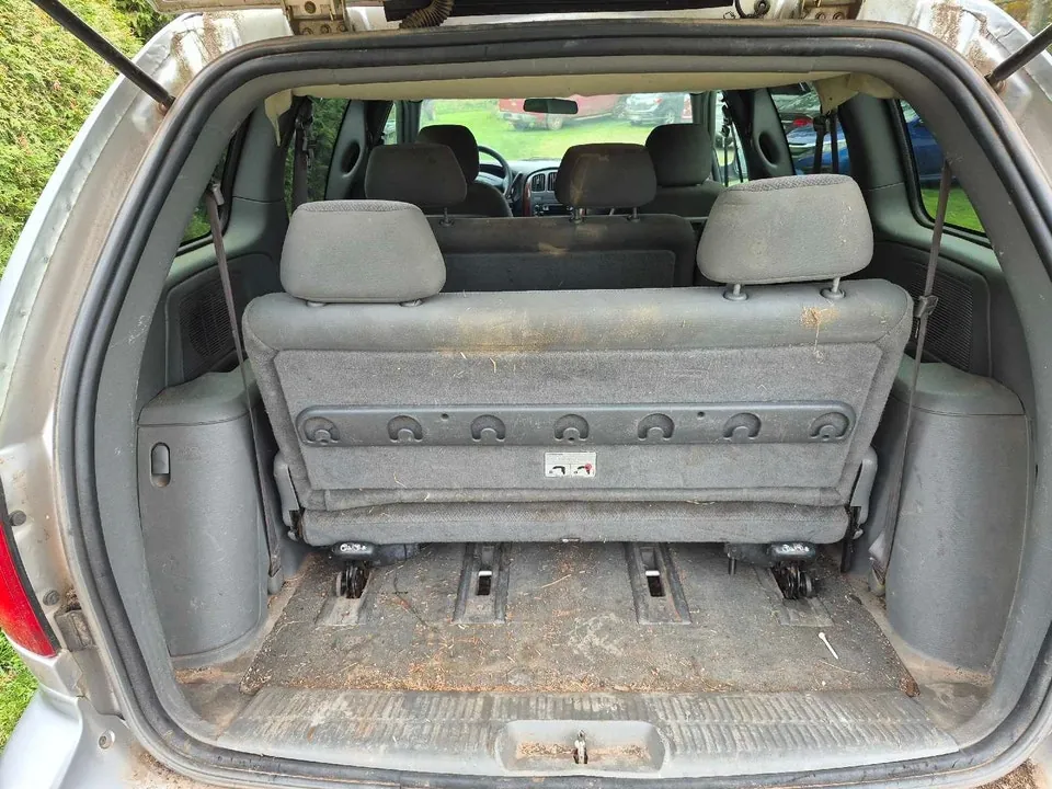 Chrysler Town & Country 2006 photo 5