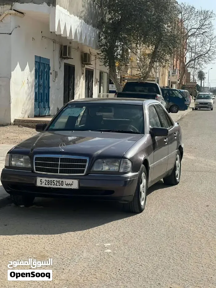 Mercedes-Benz C-Class 1998 photo 2