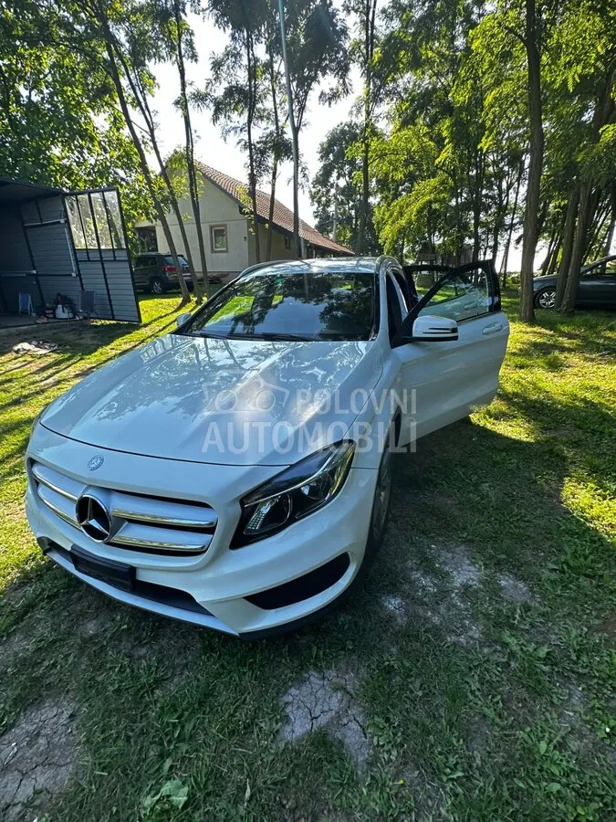 Mercedes-Benz Gla 250 2015 photo 4