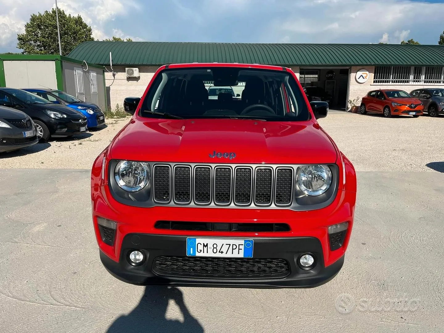 Jeep Renegade 2023 photo 2