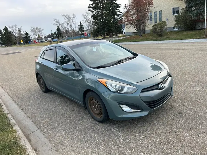 Hyundai Elantra 2013 photo 4