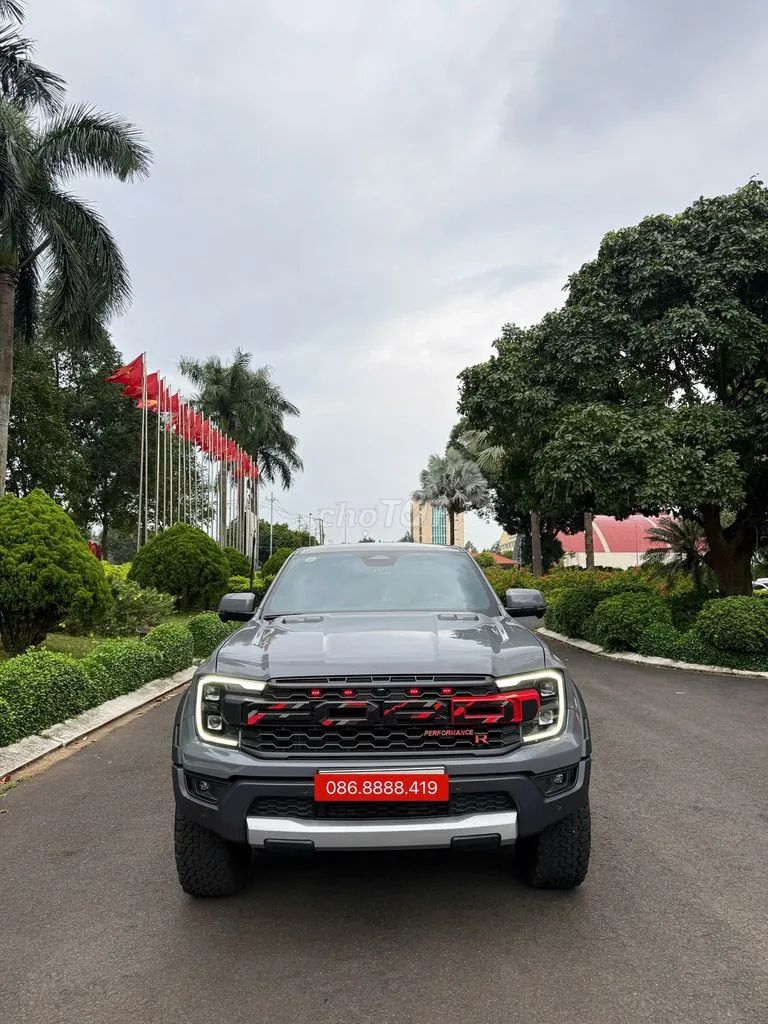 Ford Raptor 2024 photo 2