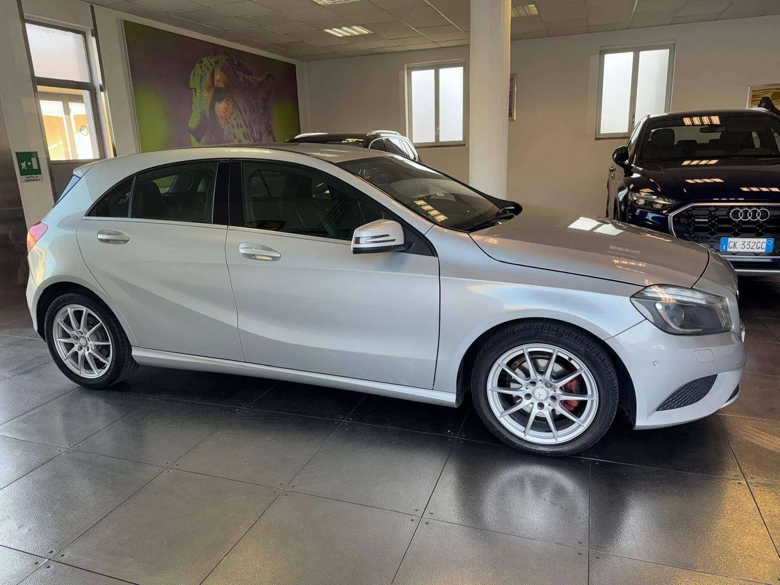 Mercedes-Benz A 180 2013 photo 3