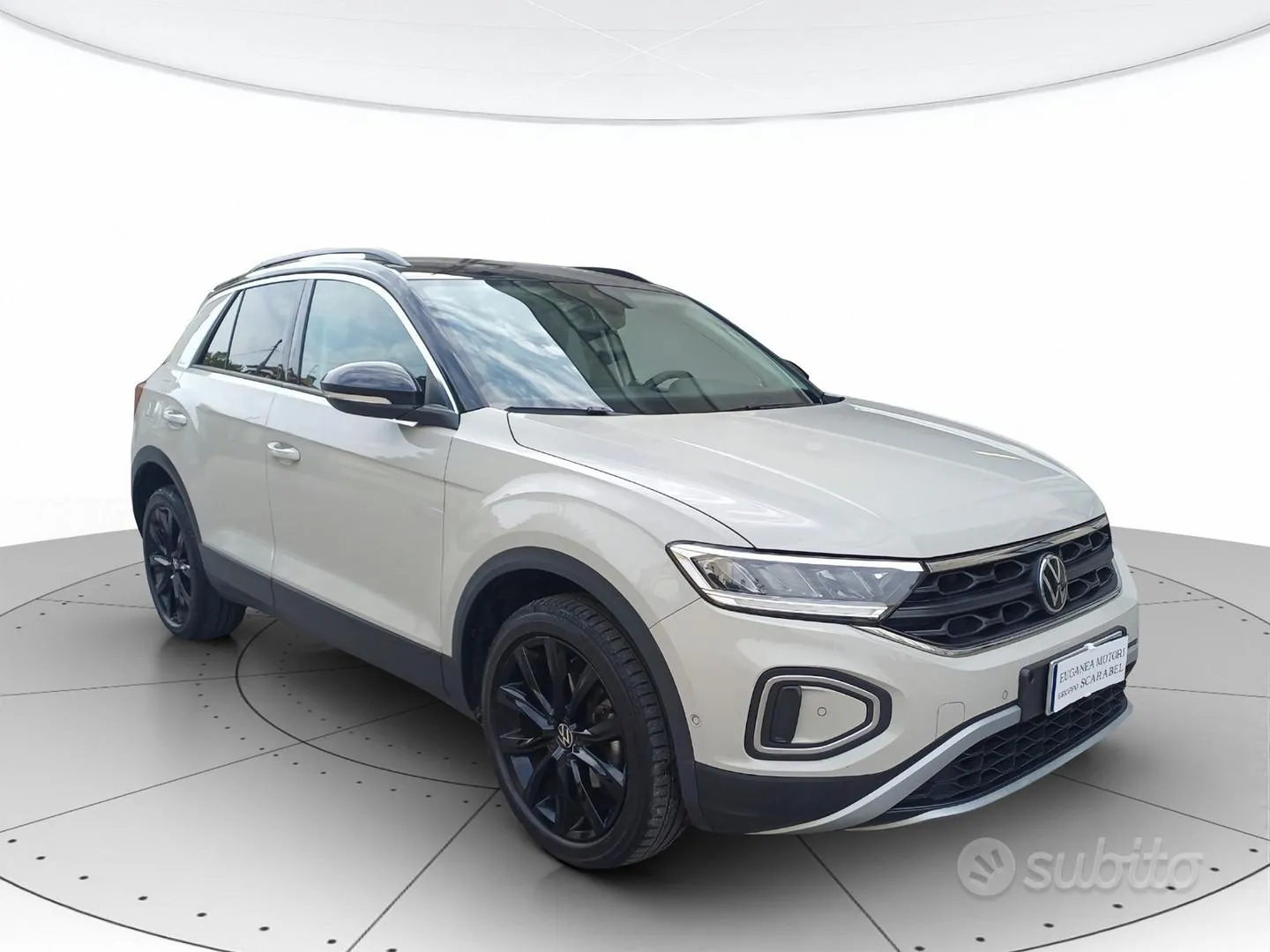 Volkswagen T-Roc 2023 photo 3