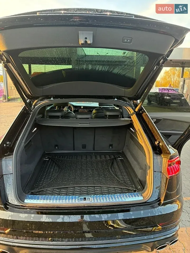 Audi Q8 2020 photo 5