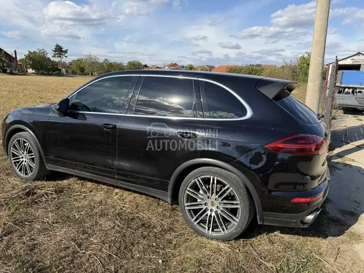 Porsche Cayenne 2014 photo 4