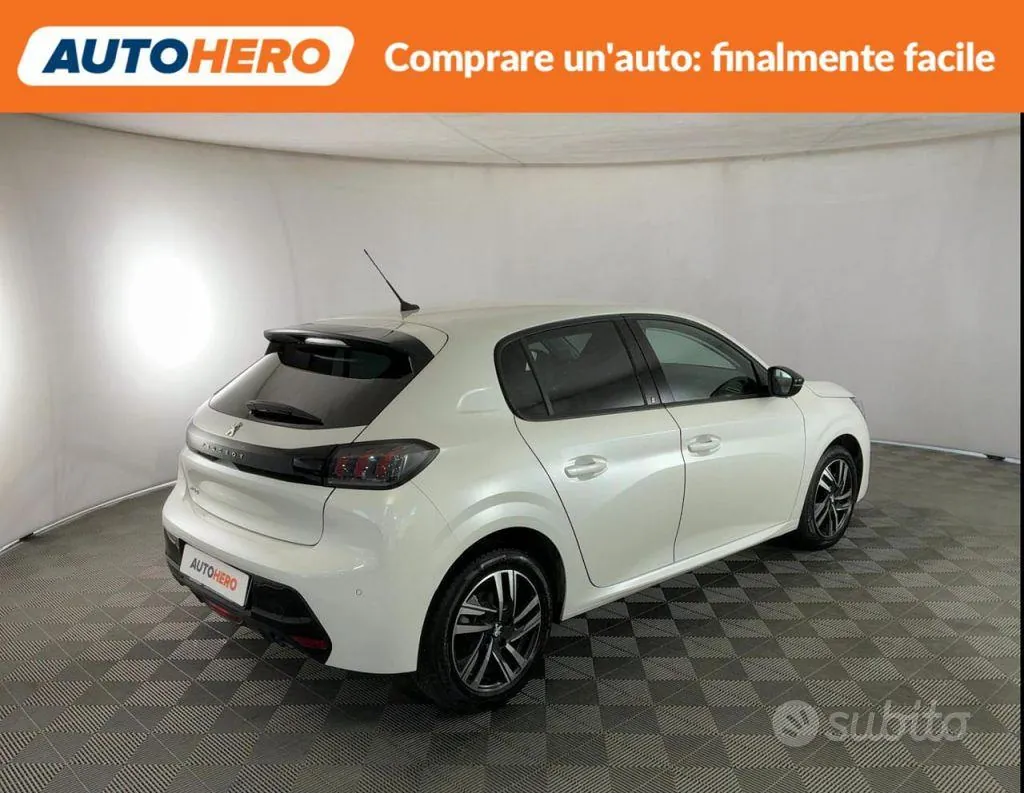 Peugeot 208 2022 photo 5