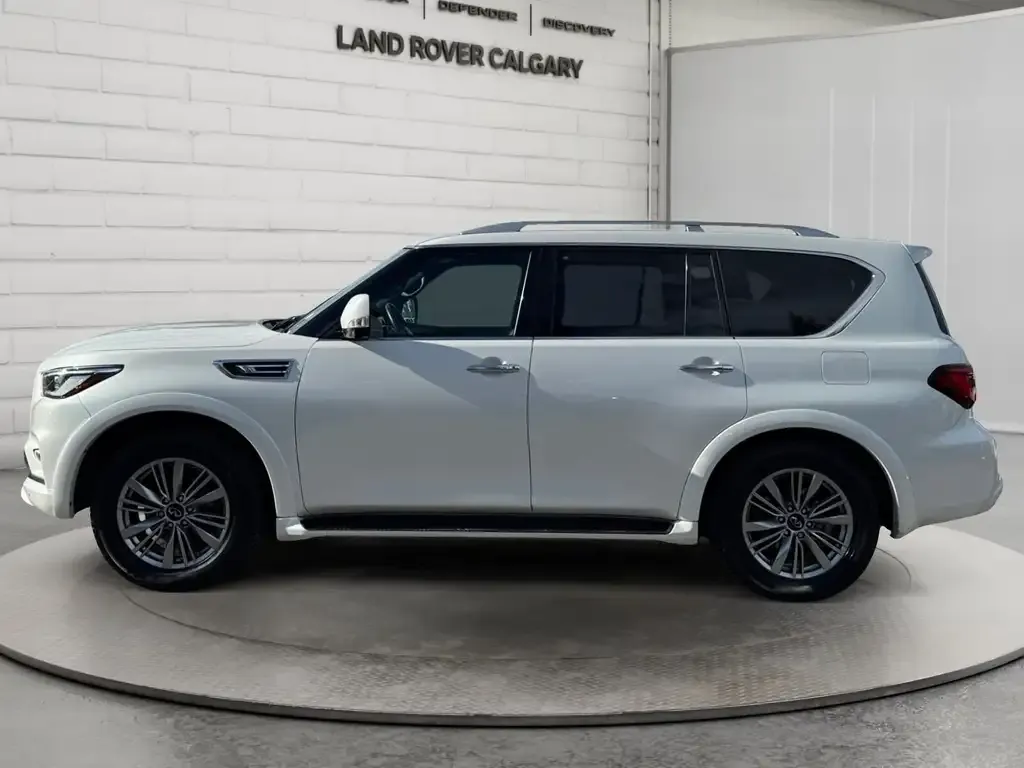 Infiniti Qx80 2022 photo 2