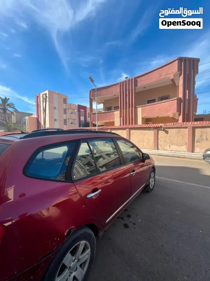 Kia Rondo 2008 photo 4