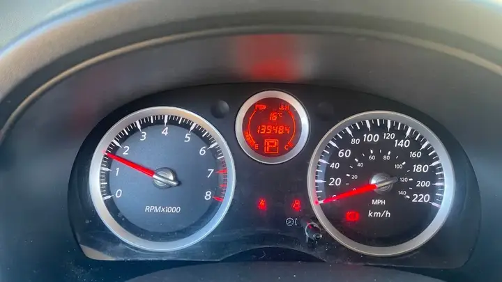 Nissan Sentra 2010 photo 4