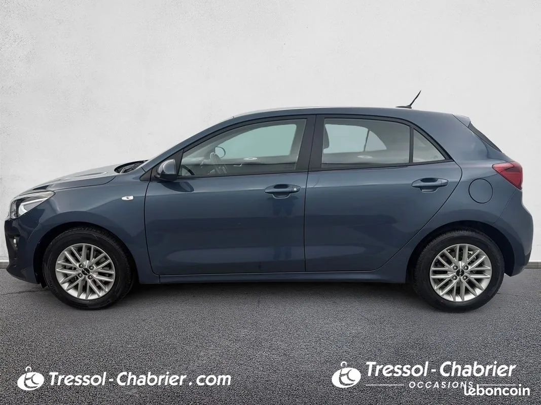 Kia Rio 2022 photo 2