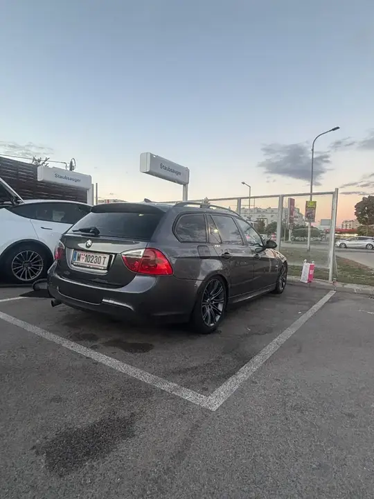 BMW 3 Series 2008 photo 3