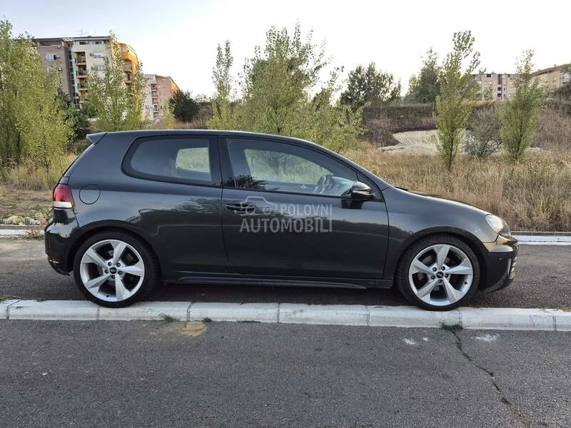 Volkswagen Golf 6 2010 photo 2