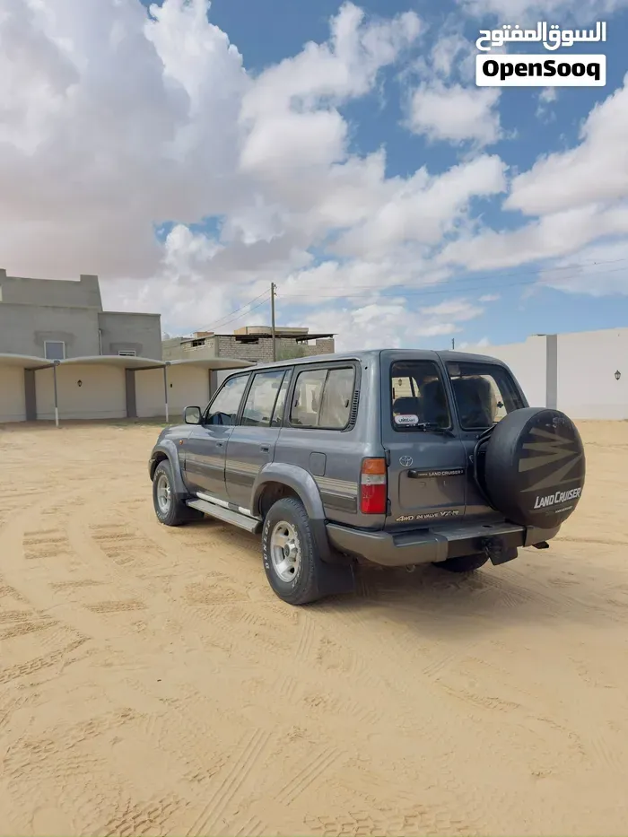 Toyota Land Cruiser 1997 photo 3