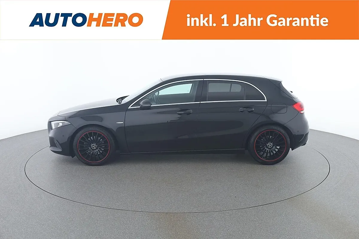 Mercedes-Benz A-Class 2018 photo 3