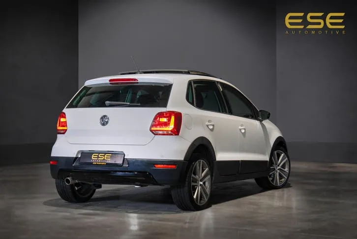 Volkswagen Polo 2015 photo 3