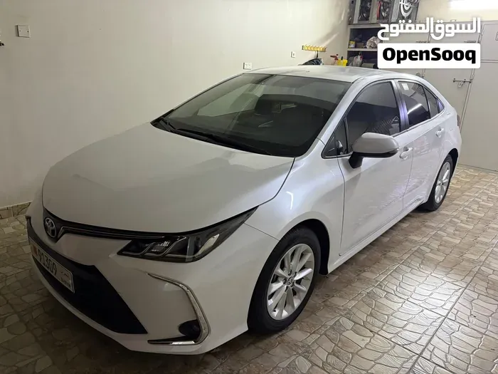 Toyota Corolla 2023 photo 2
