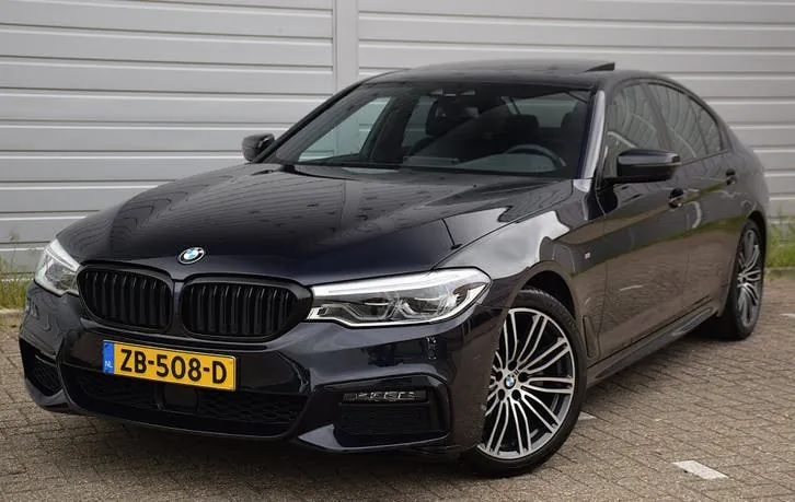 BMW 5 Series 2019 photo 2