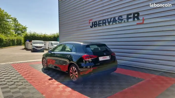 Mercedes-Benz A-Class 2022 photo 5