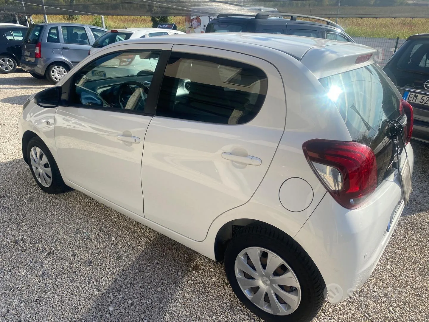Peugeot 108 2016 photo 2