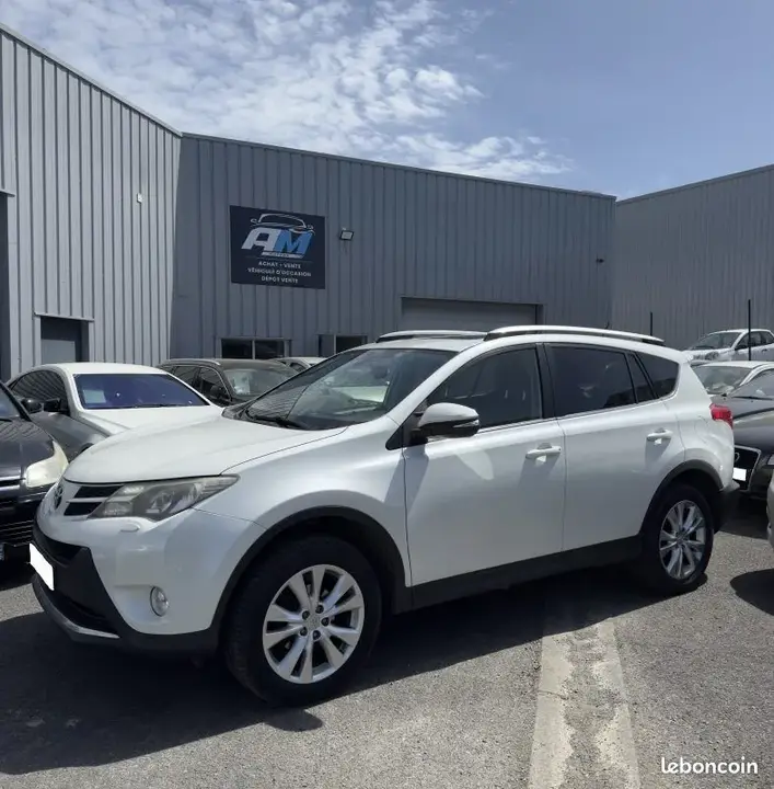 Toyota Rav4 2014 photo 2