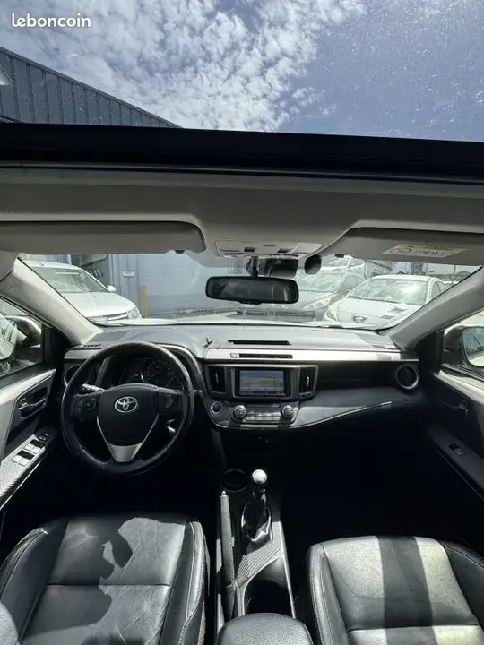 Toyota Rav4 2014 photo 5