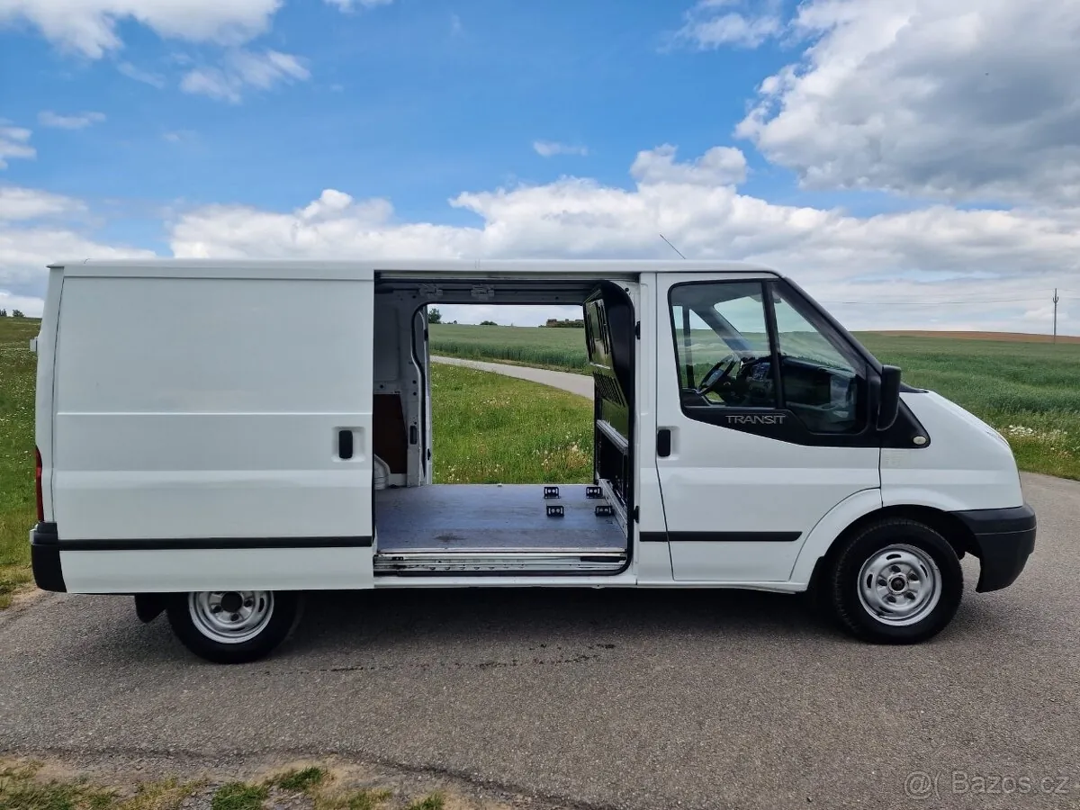 Ford Transit 2012 photo 3