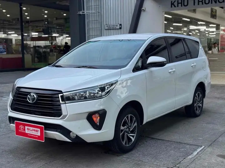 Toyota Innova 2023 photo 3
