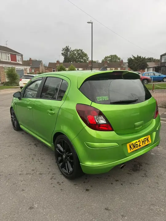 Vauxhall Corsa 2012 photo 2